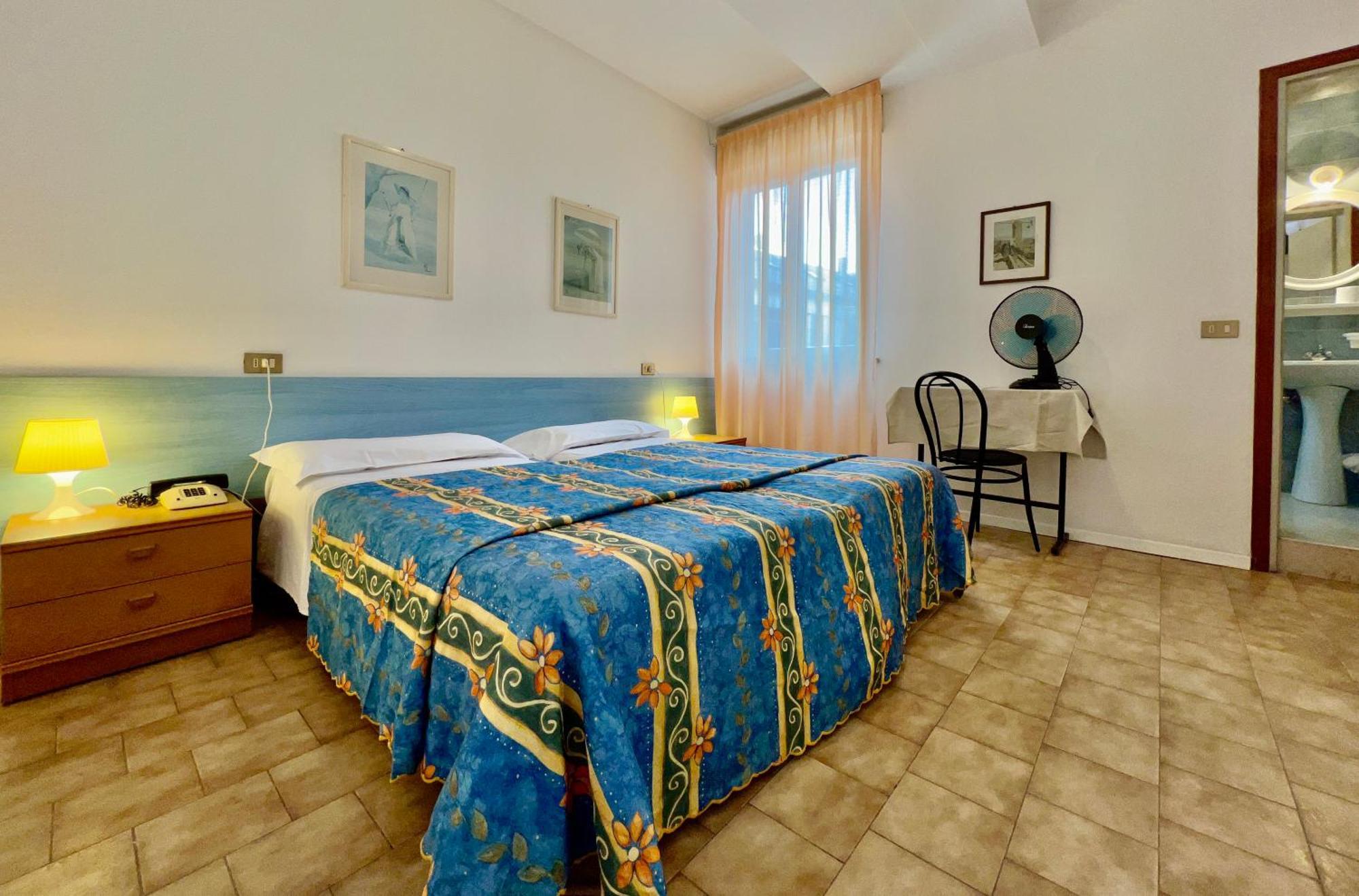 Hotel Myriam لينانو سابيادورو المظهر الخارجي الصورة