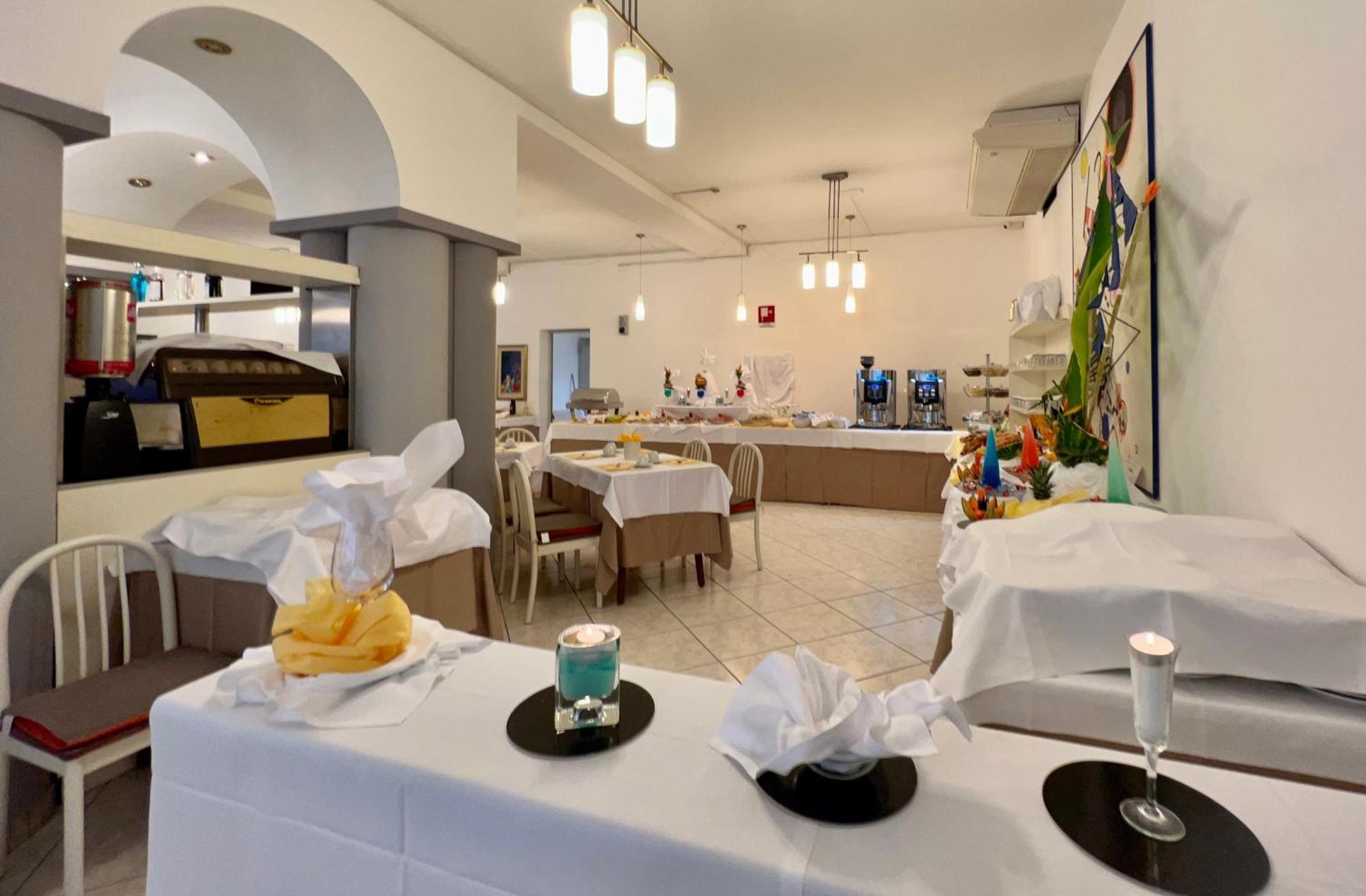 Hotel Myriam لينانو سابيادورو المظهر الخارجي الصورة
