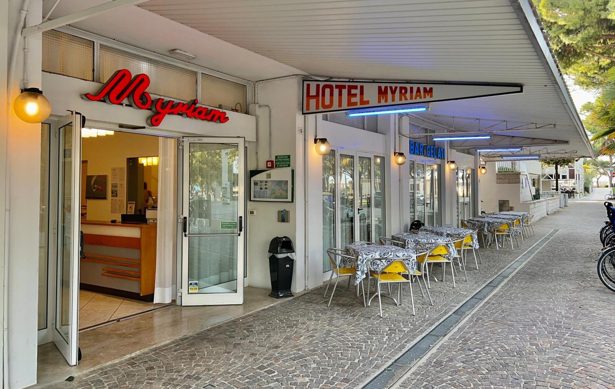 Hotel Myriam لينانو سابيادورو المظهر الخارجي الصورة